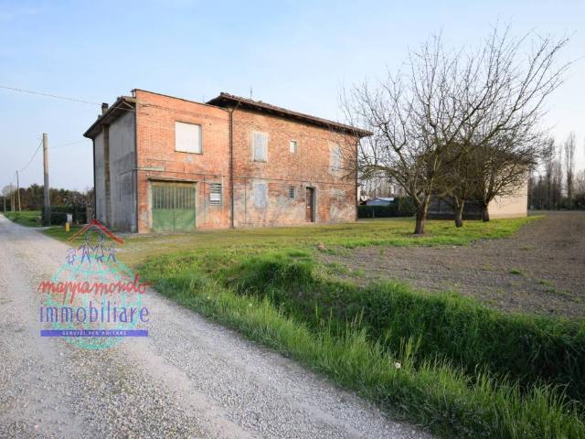 Villa Indipendente in vendita a Unione Alto Ferrarese, Cento