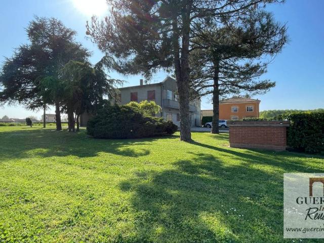 Villa Indipendente in vendita a Unione Alto Ferrarese, Cento