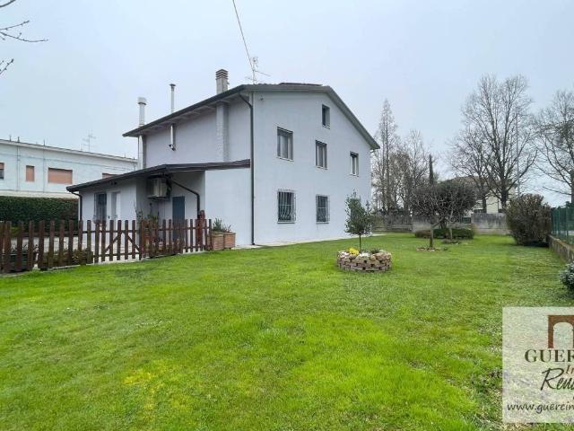 Villa Indipendente in vendita a Unione Alto Ferrarese, Cento
