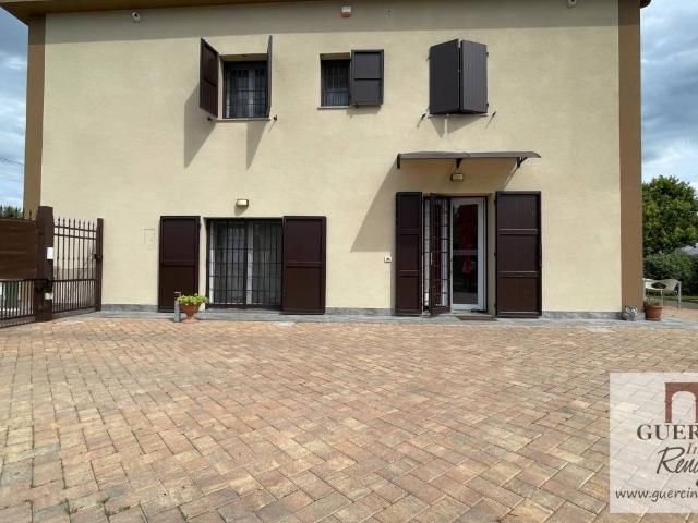 Villa Indipendente in vendita a Unione Alto Ferrarese, Cento