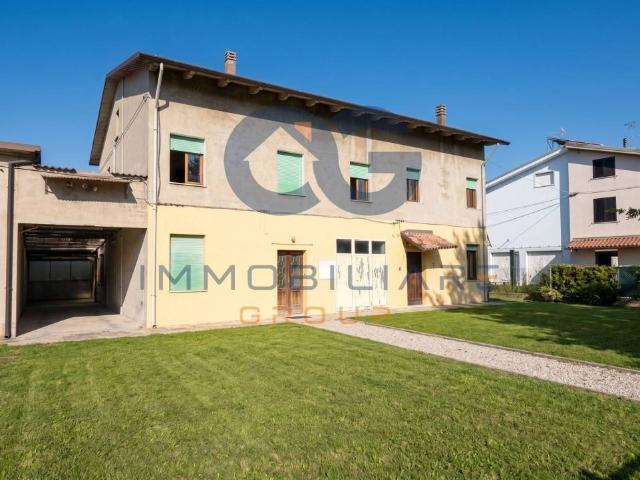 Villa Indipendente in vendita a Unione Alto Ferrarese, Cento