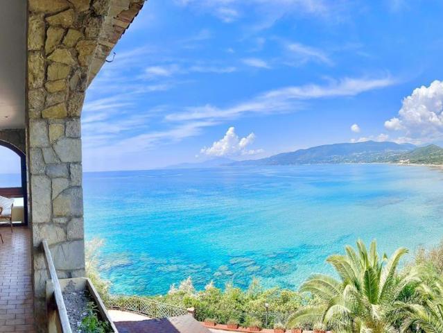 Villa Indipendente in vendita a Centola, Campania