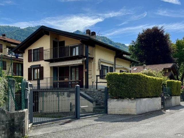 Villa Indipendente in vendita a Centro Valle Intelvi, Castiglione D'intelvi