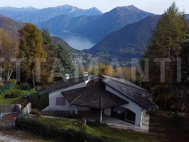 Villa Indipendente in vendita a Colli Fioriti, Casasco d'Intelvi