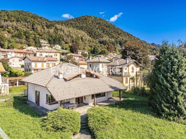 Villa Indipendente in vendita a Centro Valle Intelvi, Casasco D'intelvi