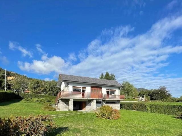 Villa Indipendente in vendita a Centro Valle Intelvi, Casasco Intelvi