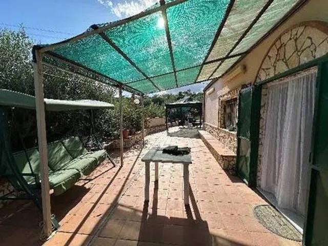 Villa Indipendente in vendita a Zona Artigianale, Centuripe