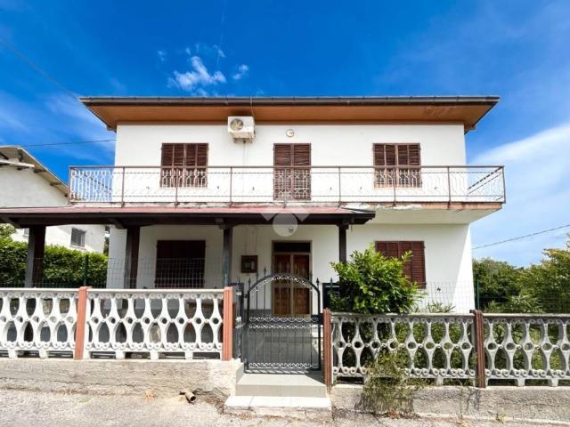 Villa Indipendente in vendita a Ripattoni Vecchio, Cepagatti