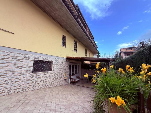 Villa Indipendente in vendita a Villanova, Cepagatti