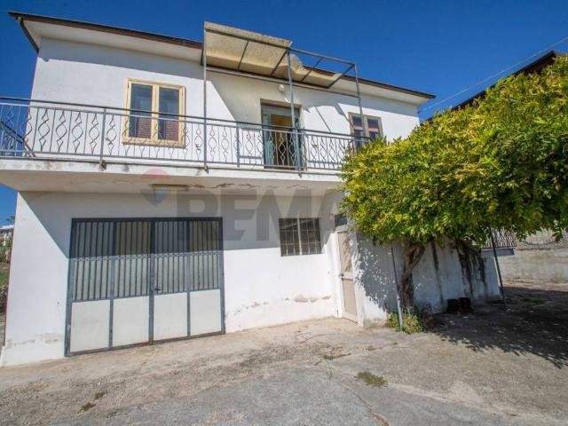 Villa Indipendente in vendita a Ripattoni Vecchio, Cepagatti