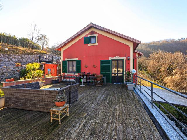 Villa Indipendente in vendita a Ceranesi, Liguria