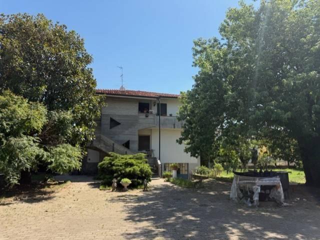 Villa Indipendente in vendita a Piemonte, Novara