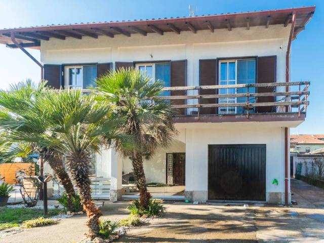 Villa Indipendente in vendita a Piemonte, Novara