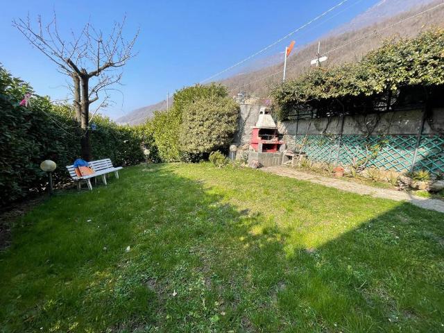 Villa Indipendente in vendita a Cercino, Lombardia