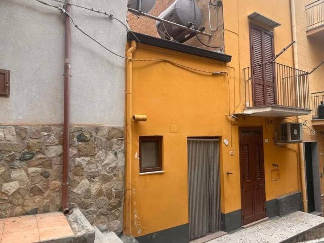 Villa Indipendente in vendita a Cerda, Sicilia