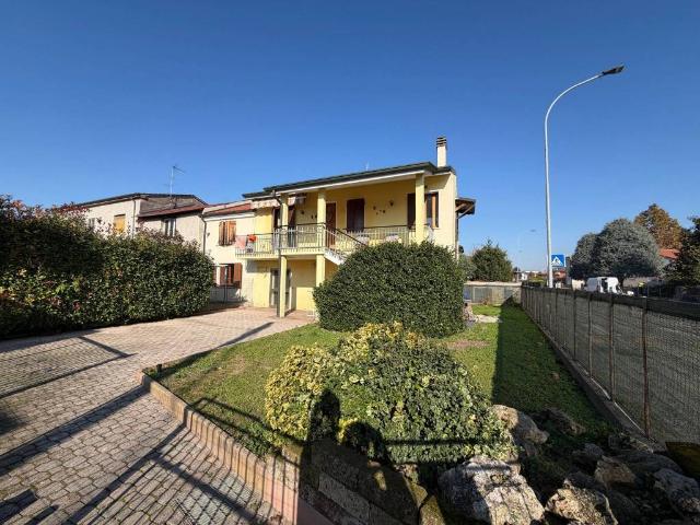 Villa Indipendente in vendita a San Vito, Cerea