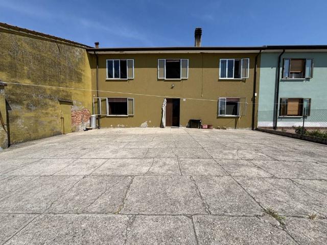 Villa Indipendente in vendita a Cerea, Veneto
