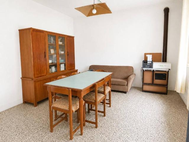 Villa Indipendente in vendita a Ceregnano, Veneto