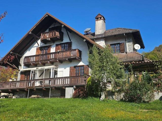 Villa Indipendente in vendita a Unione Montana di Comuni delle Valli di Lanzo, Ceronda e Casternone, Piemonte