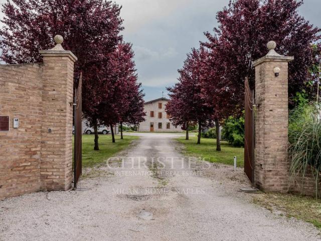 Villa Indipendente in vendita a Ceresara, Lombardia