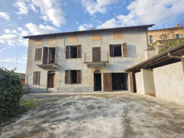 Villa Indipendente in vendita a Piemonte, Alessandria