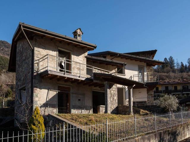 Villa Indipendente in vendita a Cerete Basso, Cerete
