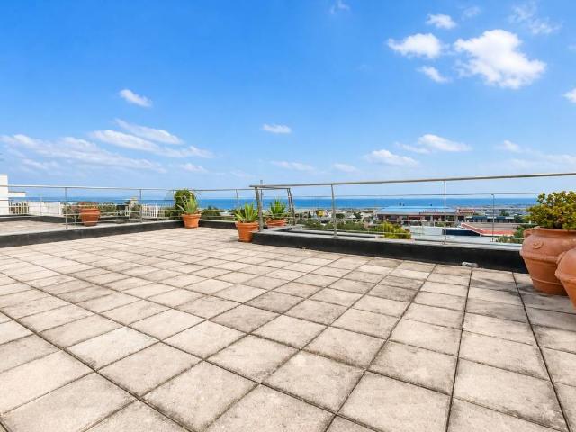 Villa Indipendente in vendita a Ceriale, Liguria