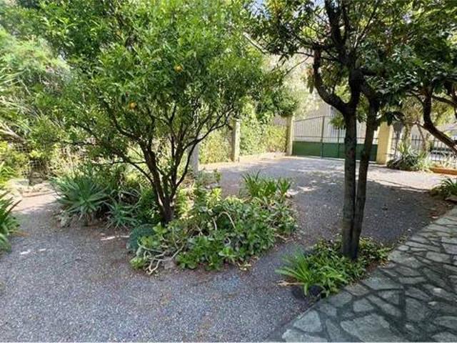 Villa Indipendente in vendita a Ceriale, Liguria