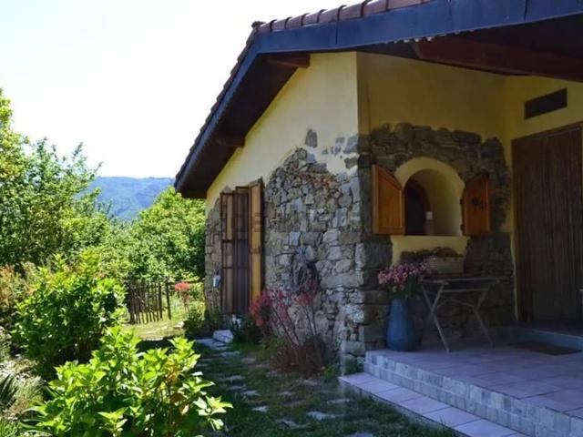 Villa Indipendente in vendita a Baiardo, Liguria