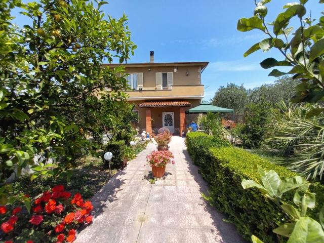 Villa Indipendente in vendita a Puglia, Foggia