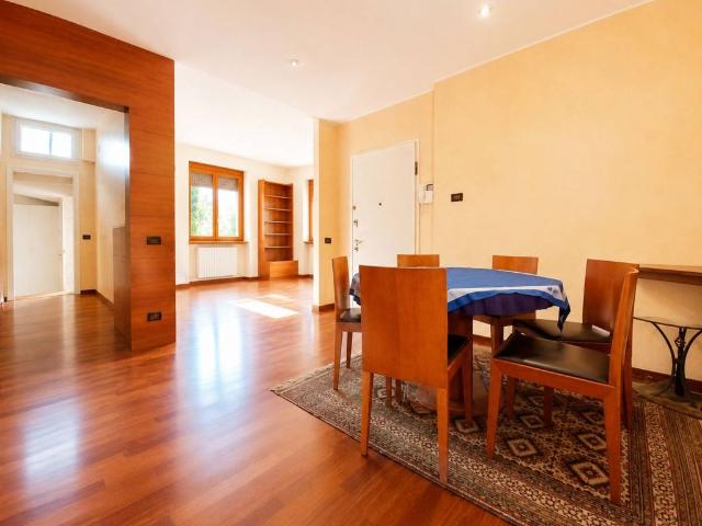 Villa Indipendente in vendita a Cermenate, Lombardia