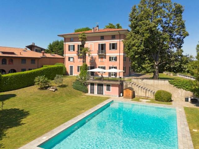 Villa Indipendente in vendita a Asnago di Cermenate, Cermenate