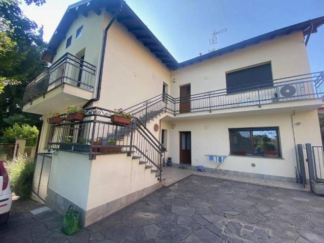 Villa Indipendente in vendita a Asnago di Cermenate, Cermenate