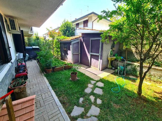 Villa Indipendente in vendita a Montesordo, Cermenate