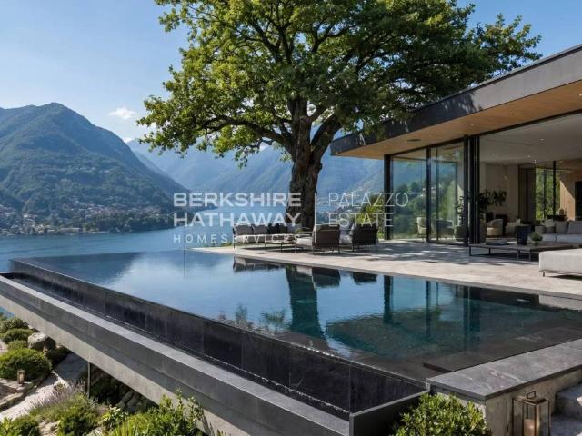 Villa Indipendente in vendita a Cernobbio, Lombardia