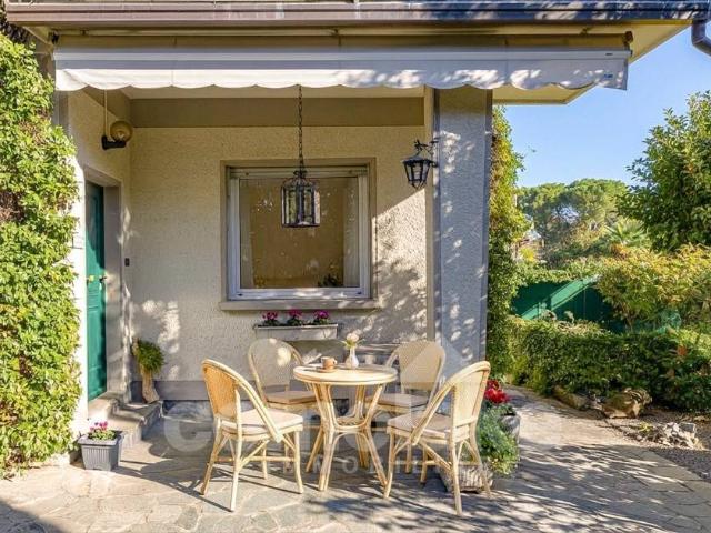 Villa Indipendente in vendita a Rovenna, Cernobbio