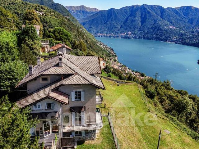 Villa Indipendente in vendita a Rovenna, Cernobbio