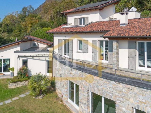 Villa Indipendente in vendita a Olzino, Cernobbio