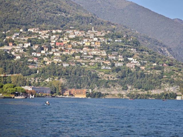 Villa Indipendente in vendita a Rovenna, Cernobbio