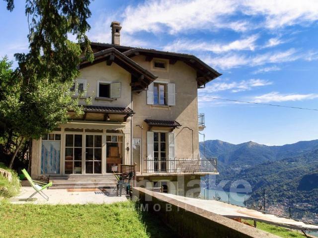 Villa Indipendente in vendita a Rovenna, Cernobbio