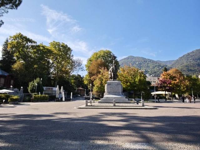 Villa Indipendente in vendita a Rovenna, Cernobbio