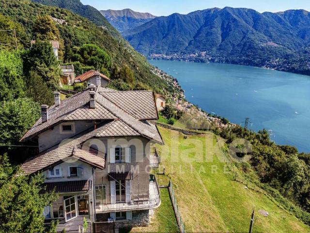 Villa Indipendente in vendita a Cernobbio, Como
