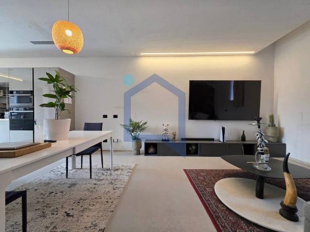 Villa Indipendente in vendita a Cernusco Lombardone, Lombardia
