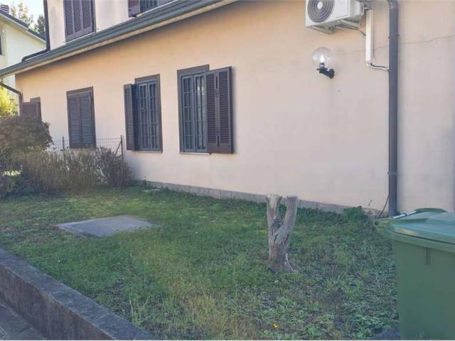 Villa Indipendente in vendita a Cernusco Sul Naviglio, Lombardia