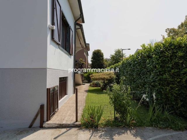Villa Indipendente in vendita a Cernusco Sul Naviglio, Lombardia