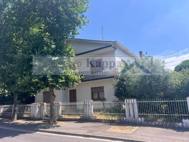 Villa Indipendente in vendita a Cernusco Sul Naviglio