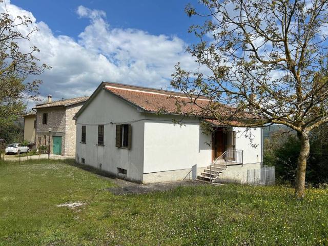 Villa Indipendente in vendita a Cerreto Di Spoleto, Umbria