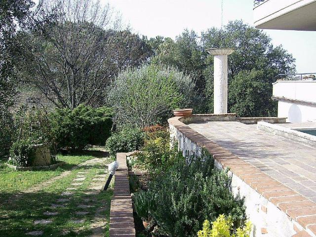 Villa Indipendente in vendita a Unione dei Comuni Circondario dell'Empolese Valdelsa, Cerreto Guidi