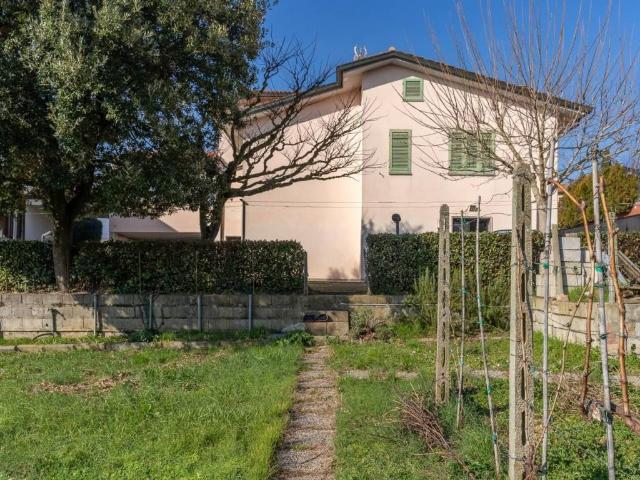 Villa Indipendente in vendita a Unione dei Comuni Circondario dell'Empolese Valdelsa, Cerreto Guidi