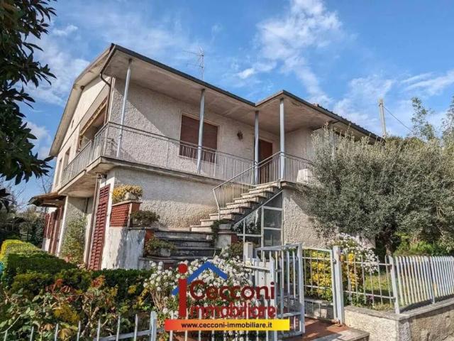 Villa Indipendente in vendita a Lazzeretto, Cerreto Guidi